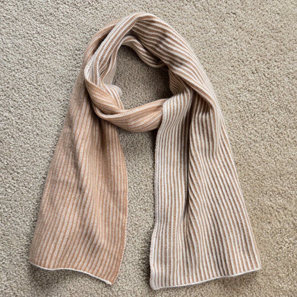 NWT The Cashmere Project Two Tone Ribbed Scarf - Picture 2 of 9